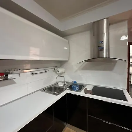 Port Apartament דירה Vlorë